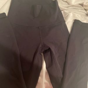 LULULEMON pants NEW never worn